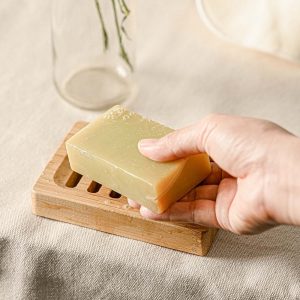 Zero-Waste im Bad 4 Nachhaltige Seifenablage aus Holz mit Ablauflöchern & Rutschfesten Pads